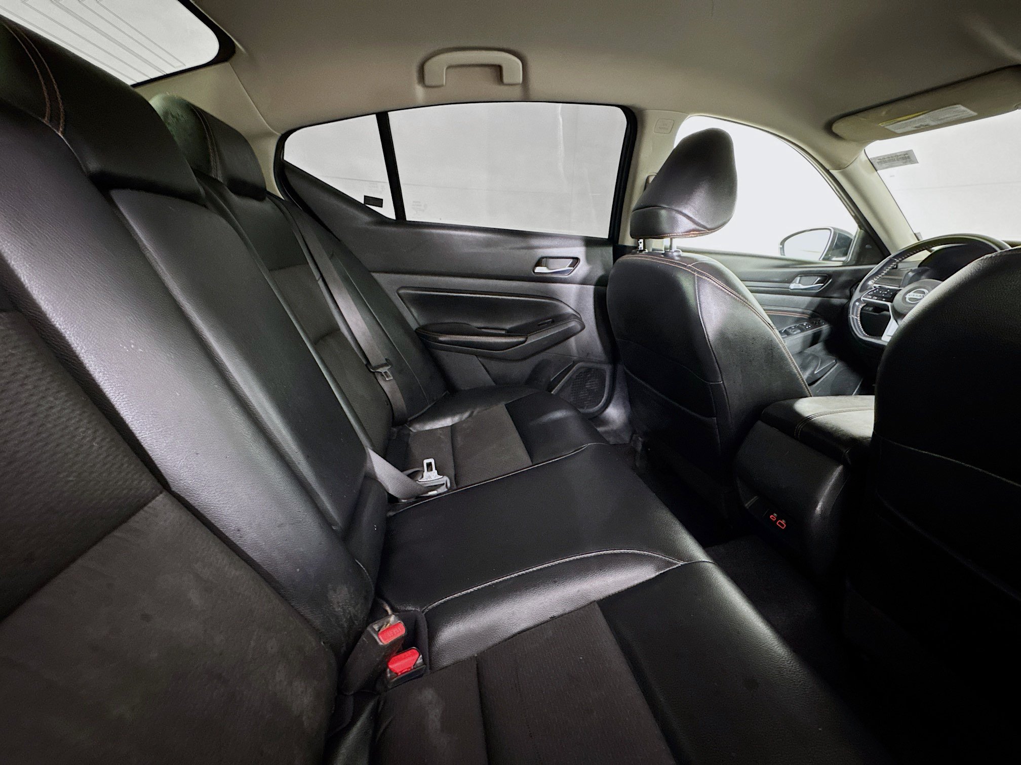Used 2020 Nissan Altima 2.5 SR FWD image 26