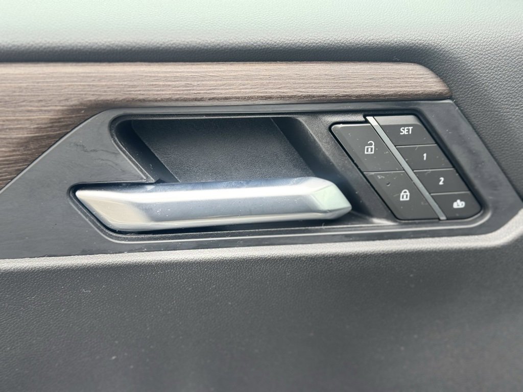 Used 2025 GMC Acadia Denali w/ LPO, Floor Liner Package image 24