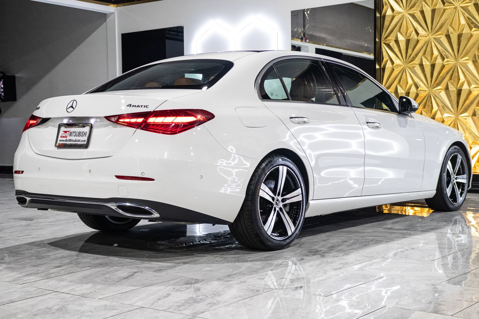 Used 2025 Mercedes-Benz C 300 4MATIC Sedan image 7