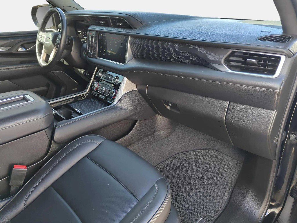 Used 2022 GMC Yukon XL Denali w/ Max Trailering Package image 9