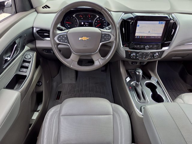 Used 2020 Chevrolet Traverse Premier FWD image 14