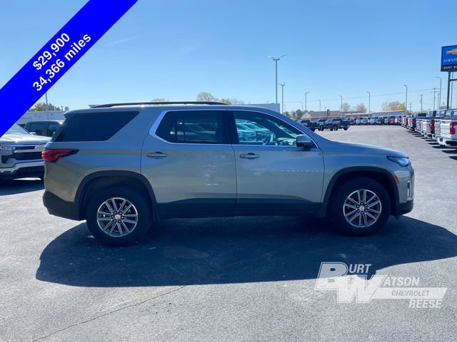 Used 2023 Chevrolet Traverse LT FWD image 9