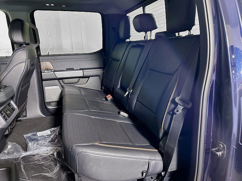 New 2025 Ford F250 Lariat w/ Lariat Ultimate Package image 24