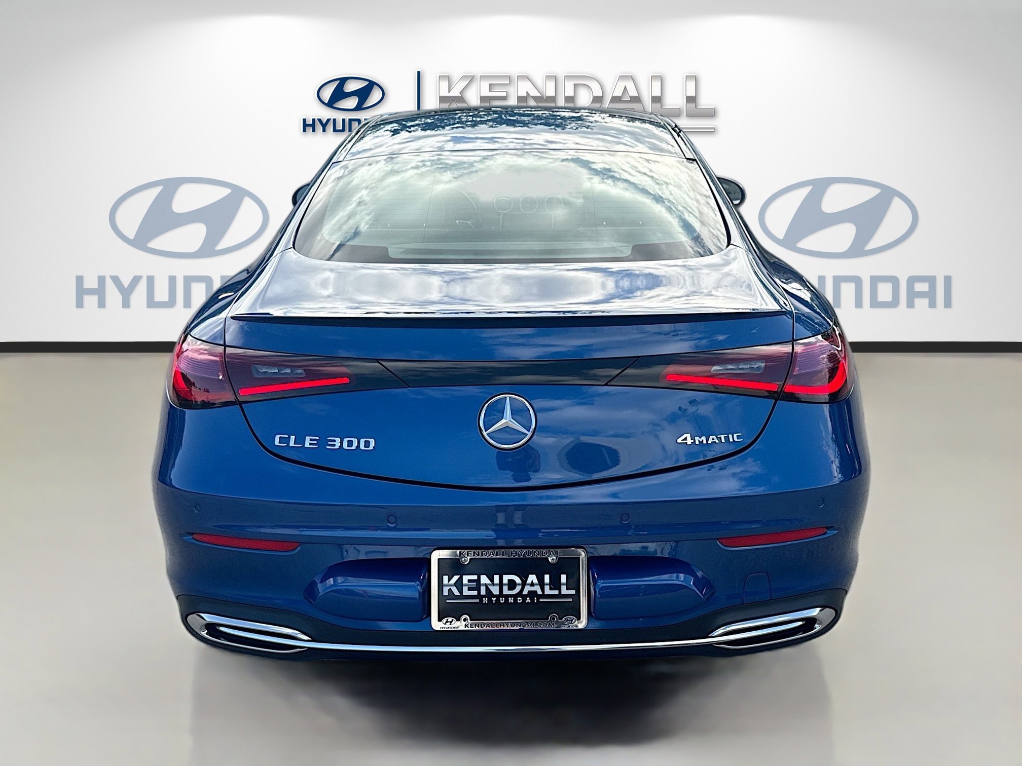 Used 2024 Mercedes-Benz CLE 300 4MATIC Coupe image 5