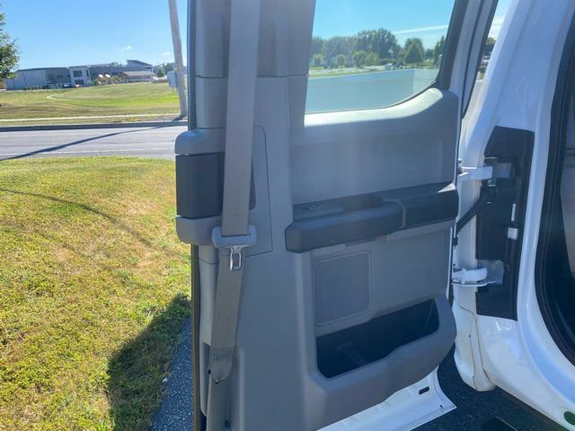 Used 2017 Ford F250 XL w/ Power Equipment Group AWD/4WD image 22