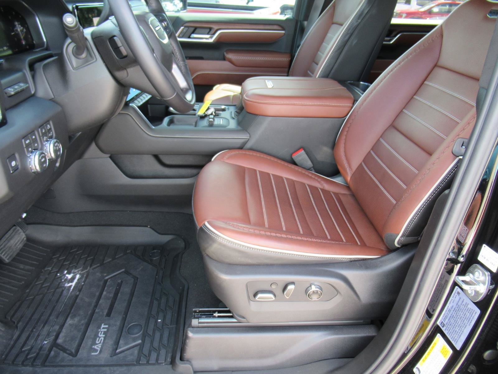 Used 2026 GMC Sierra 2500 Denali Ultimate w/ Max Trailering Package AWD/4WD image 21