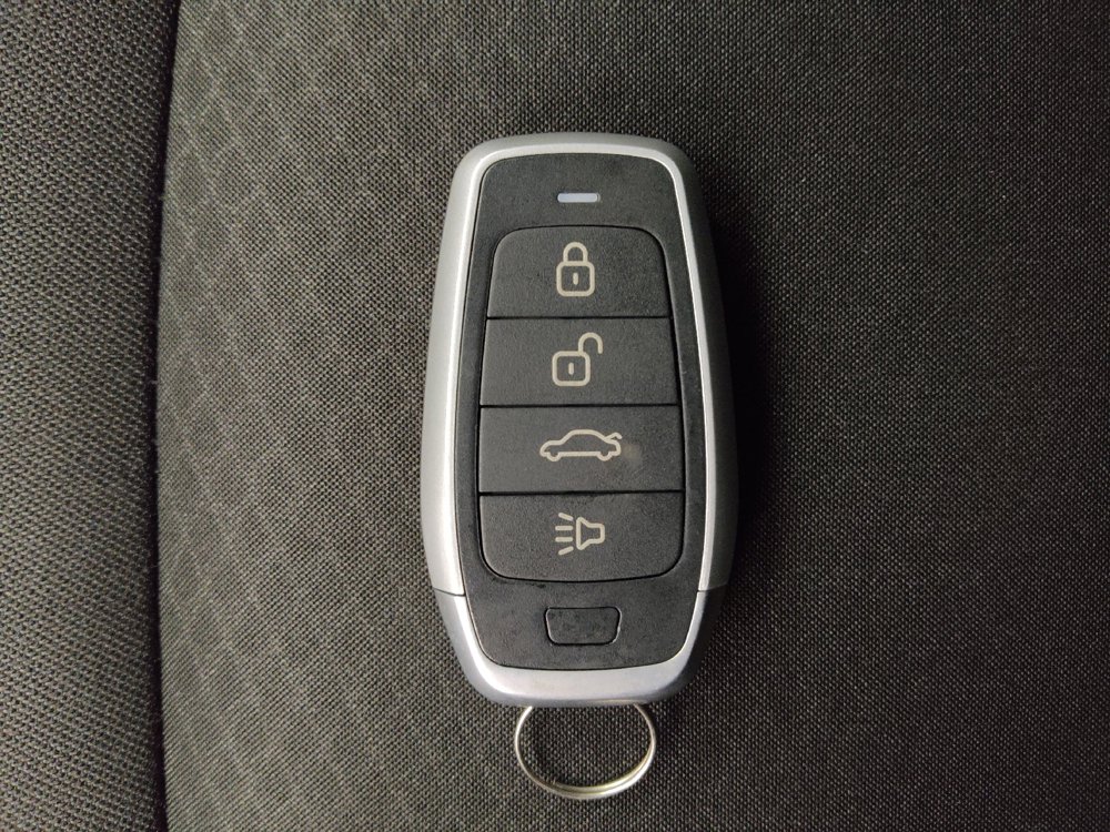 Used 2024 Chevrolet Malibu LT FWD image 32