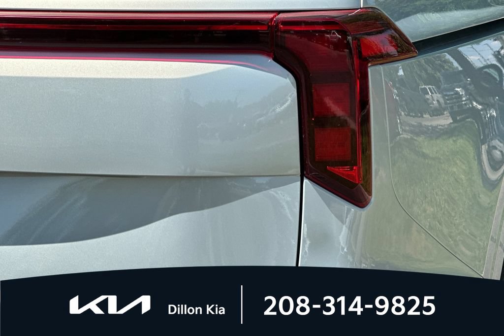 New 2026 Kia Carnival EX FWD image 30