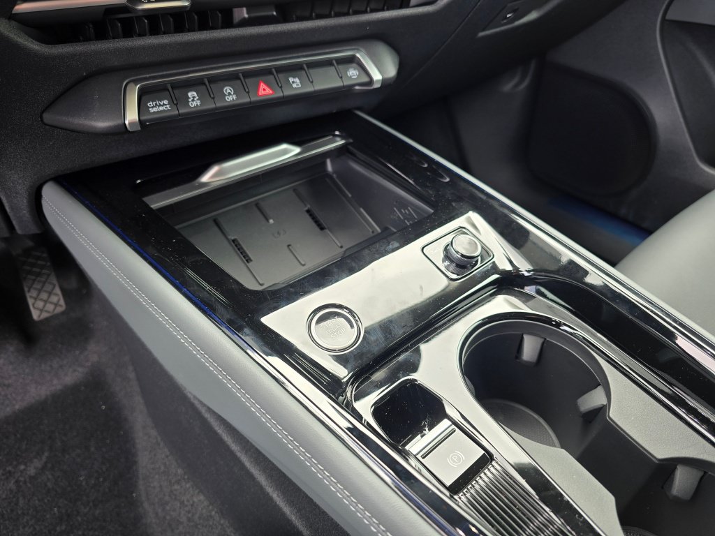New 2026 Audi Q3 quattro 2.0T AWD/4WD image 16