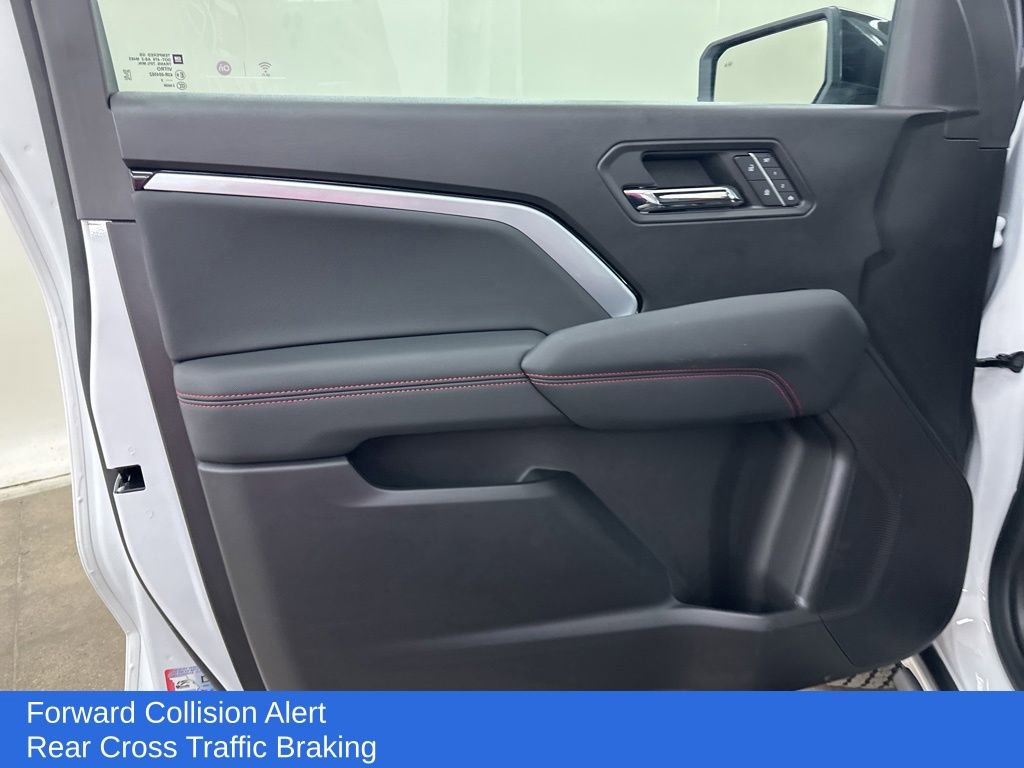 Used 2023 Chevrolet Colorado Z71 w/ Z71 Convenience Package 2 image 31