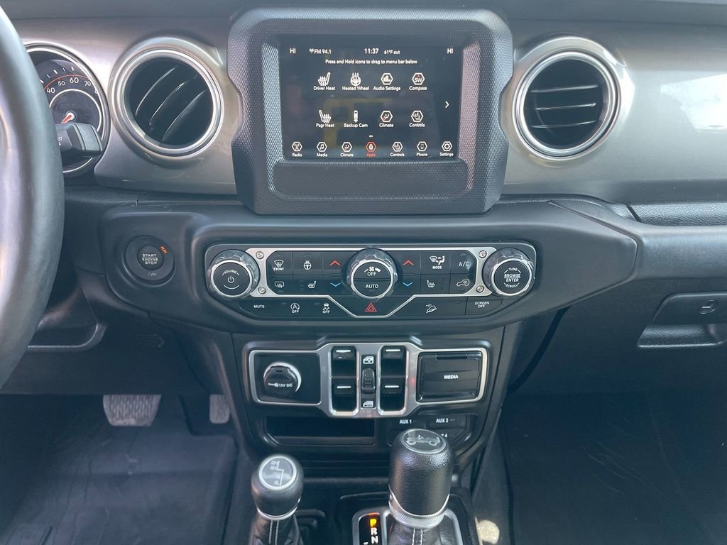 Used 2018 Jeep Wrangler Unlimited Sahara AWD/4WD image 20