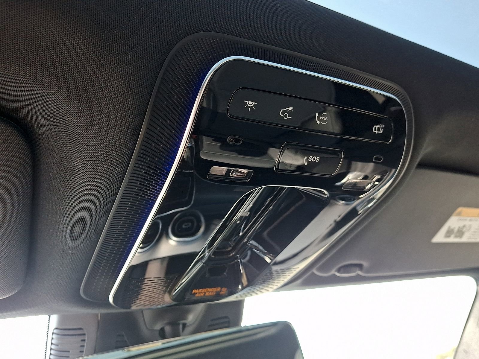 Used 2024 Mercedes-Benz GLC 300 4MATIC image 27