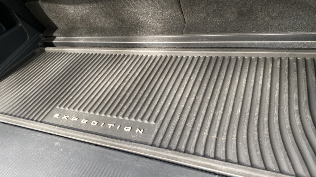Certified 2025 Ford Expedition Tremor AWD/4WD image 31