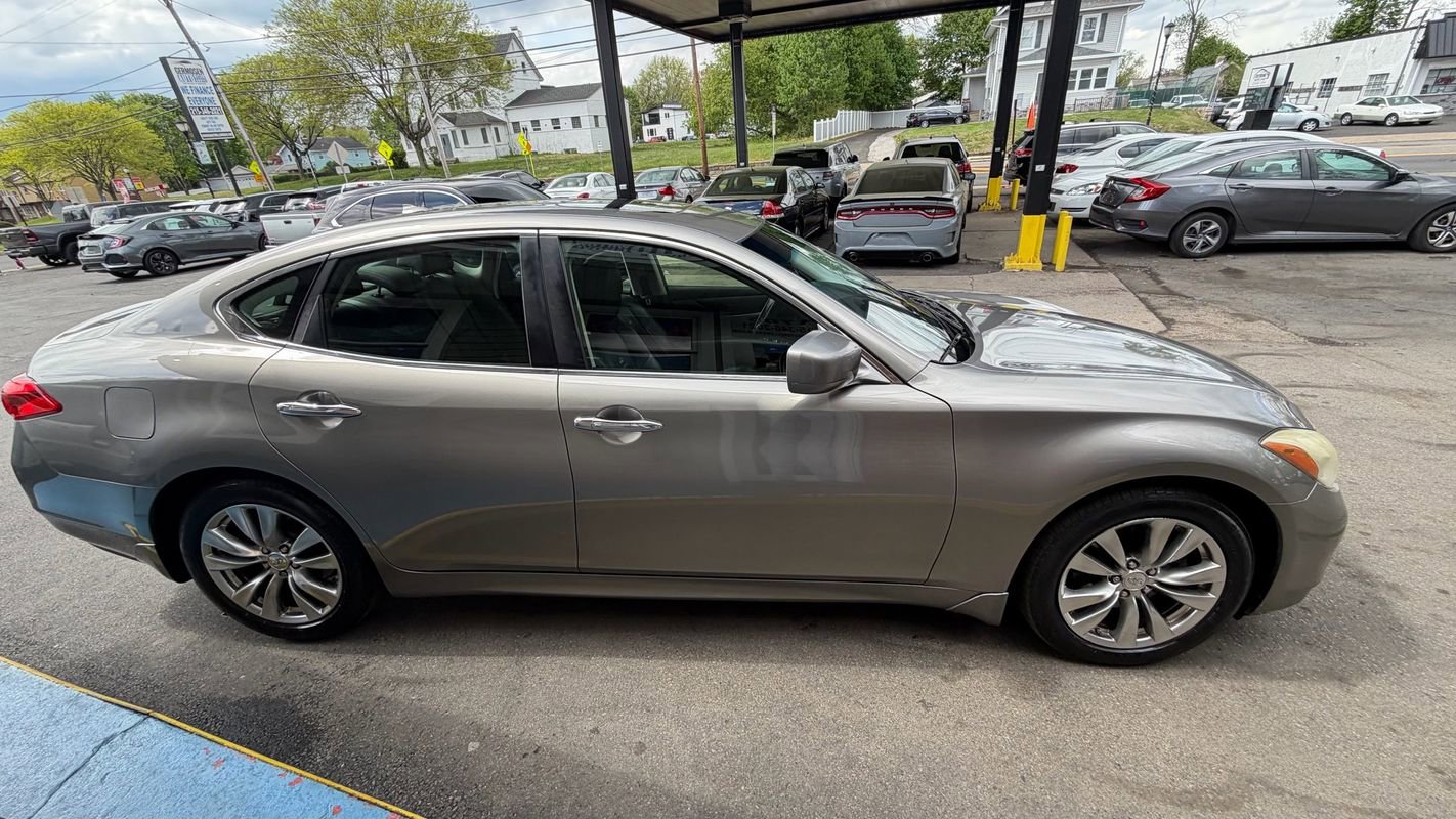 Used 2013 INFINITI M37 w/ Premium Pkg RWD image 6