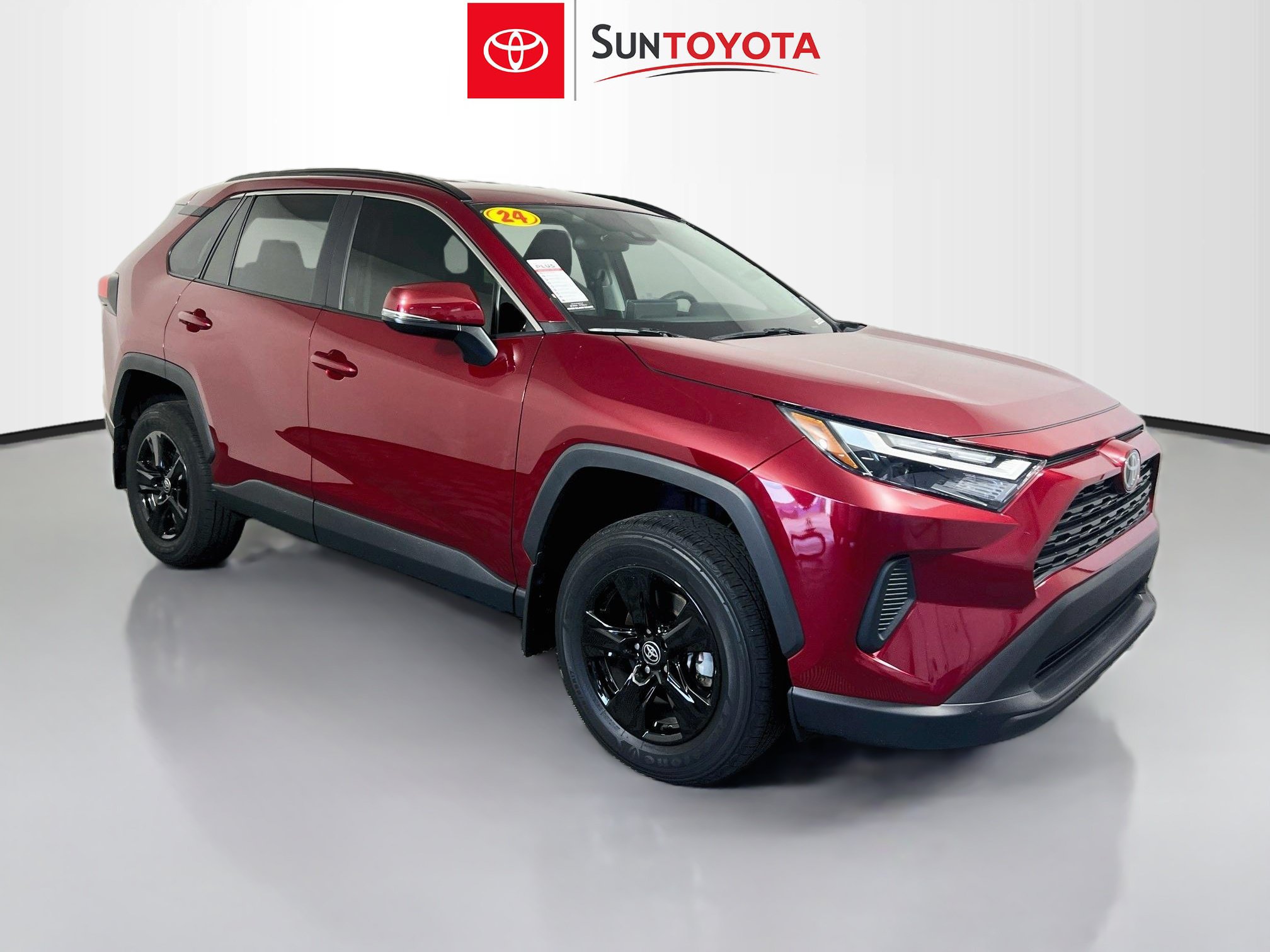 Used 2024 Toyota RAV4 XLE FWD image 1