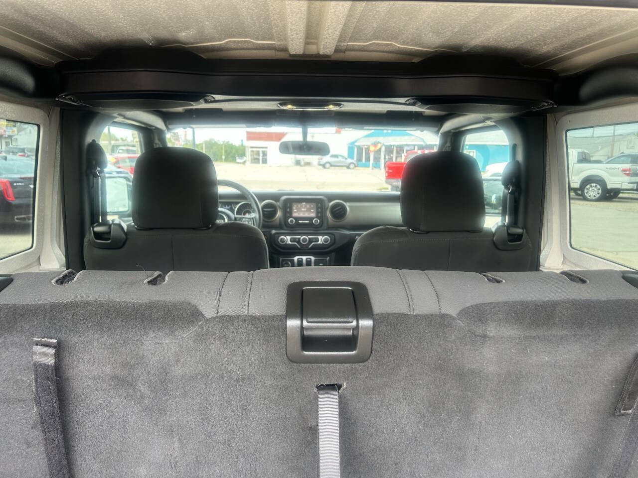 Used 2019 Jeep Wrangler Sport image 30