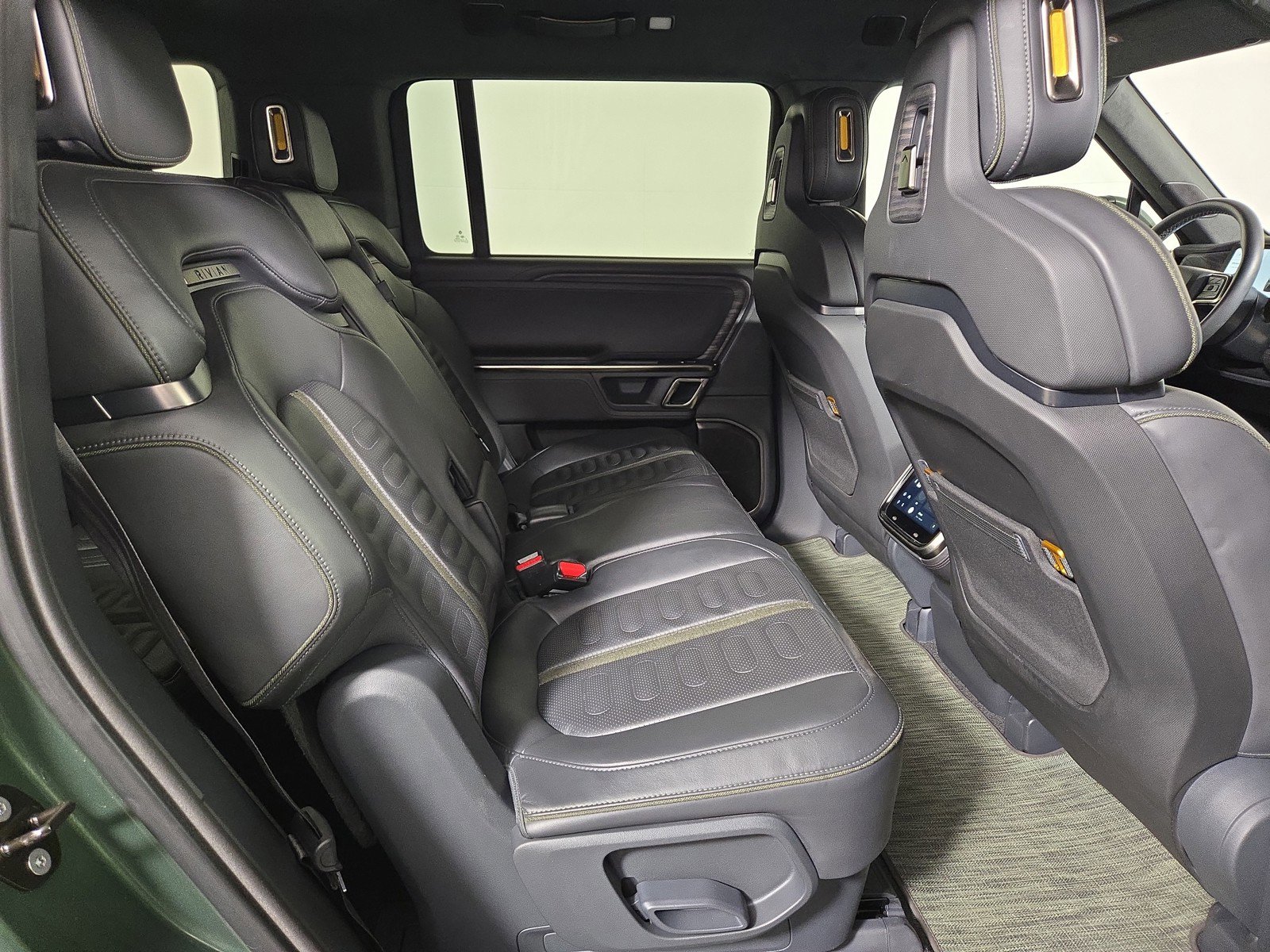 Used 2022 Rivian R1S Launch Edition image 23