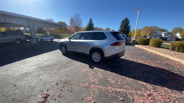 New 2026 Toyota Grand Highlander XLE image 5