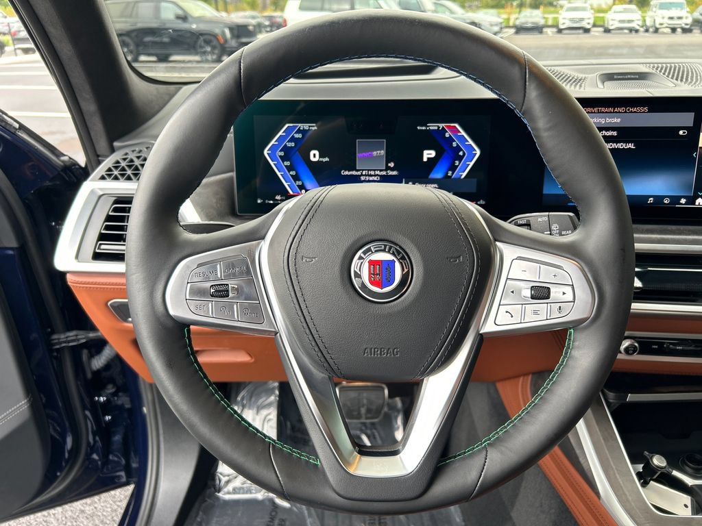 Used 2025 BMW ALPINA XB7 AWD/4WD image 17