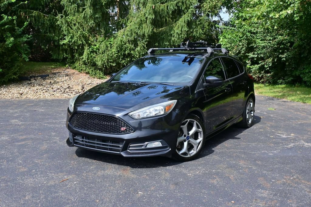 Used 2015 Ford Focus ST FWD image 1