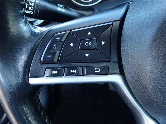 Used 2022 Nissan Sentra SV FWD image 12