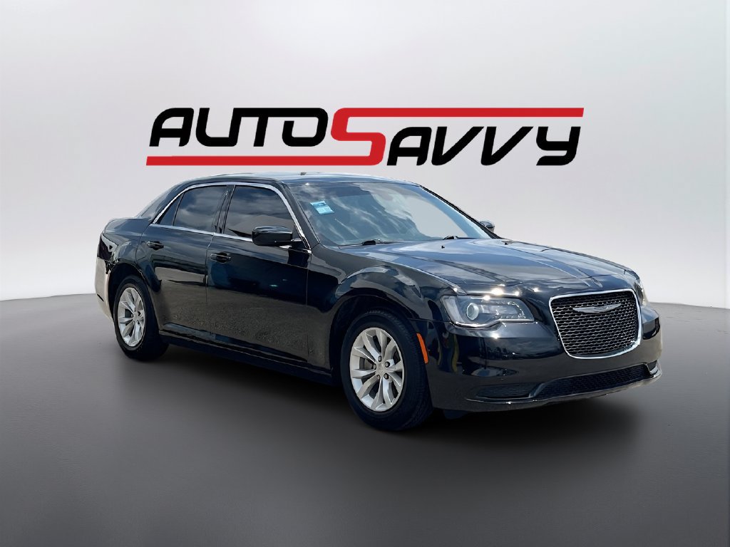 Used 2023 Chrysler 300 Touring