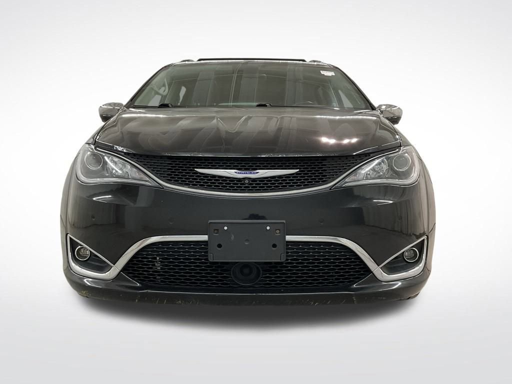 Used 2018 Chrysler Pacifica Limited w/ Tire & Wheel Group image 5