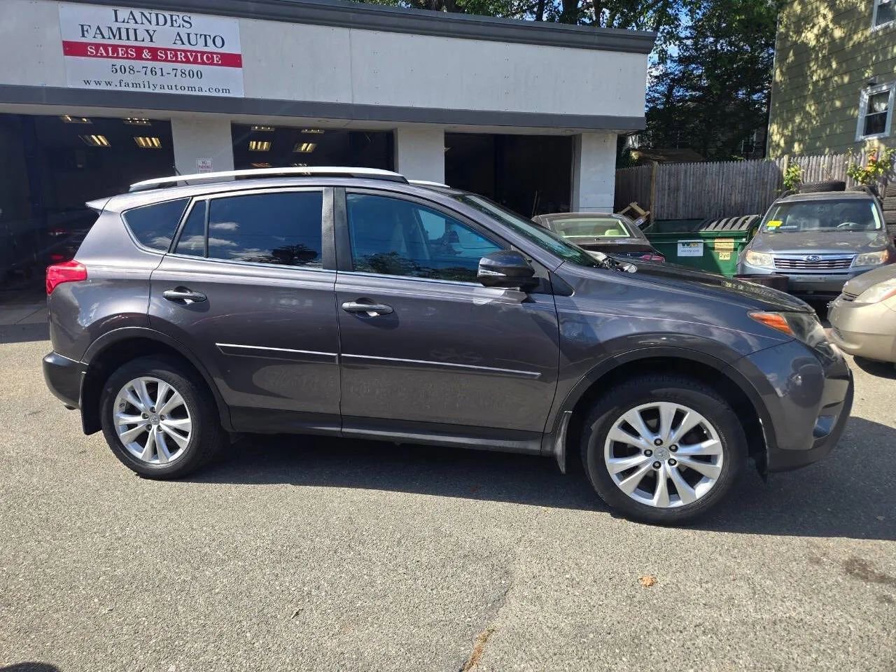 Used 2014 Toyota RAV4 Limited image 26