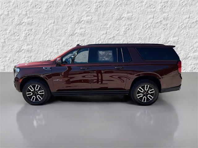 Used 2022 GMC Yukon XL AT4 image 6