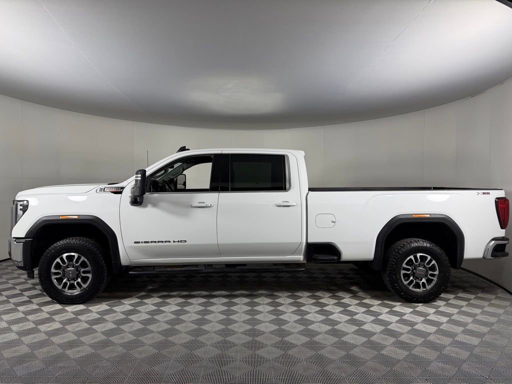 Used 2024 GMC Sierra 3500 SLE w/ SLE Convenience Package image 10
