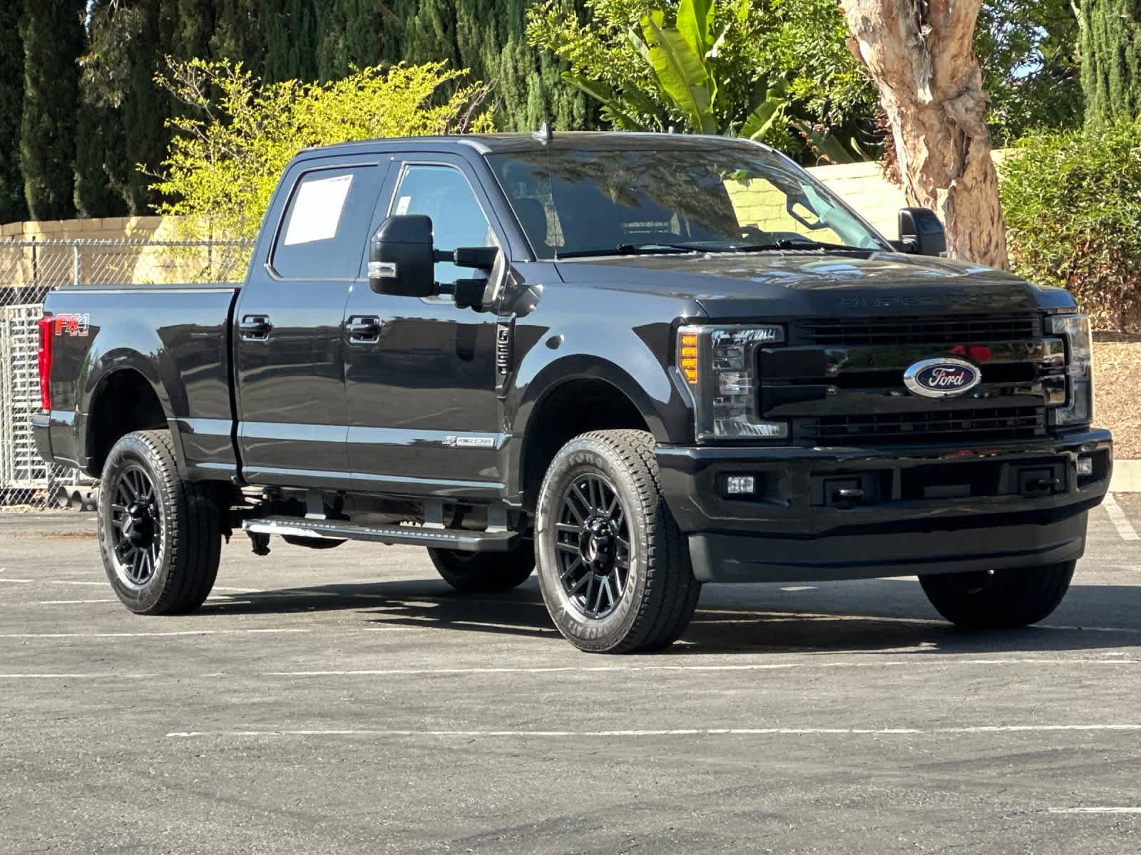 Certified 2019 Ford F250 Lariat w/ Lariat Ultimate Package AWD/4WD image 9