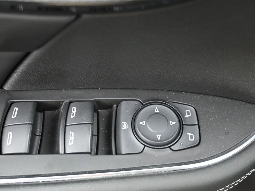 Used 2023 Buick Envision Essence FWD image 23