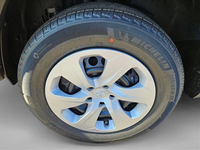New 2025 Toyota RAV4 LE image 10