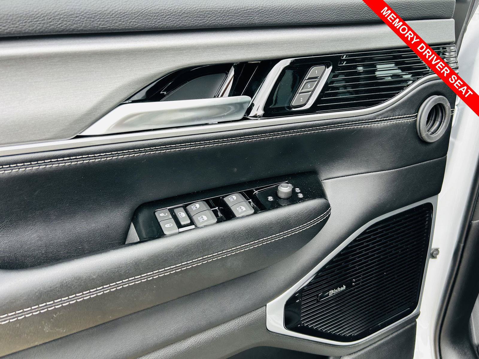 New 2026 Jeep Grand Wagoneer L Limited AWD/4WD image 18