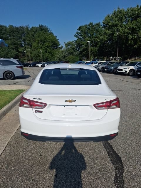 Used 2022 Chevrolet Malibu LT FWD image 5