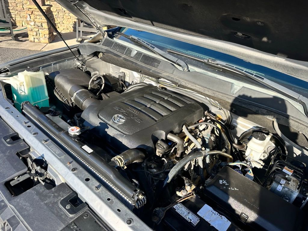 Used 2018 Toyota Tundra SR5 w/ SR5 Upgrade Package image 43