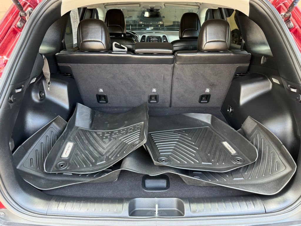 Used 2021 Jeep Cherokee Latitude Lux w/ Trailer Tow Group image 19