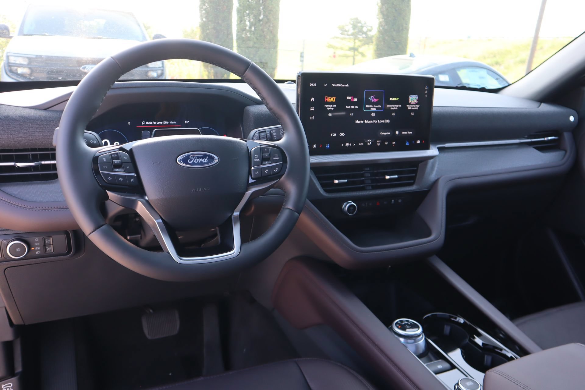 New 2026 Ford Explorer Platinum RWD image 2