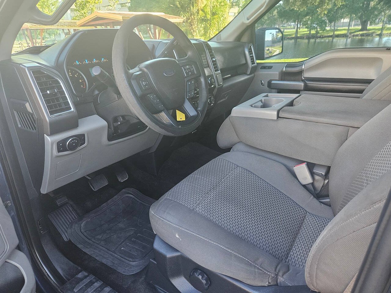 Used 2015 Ford F150 XLT RWD image 31