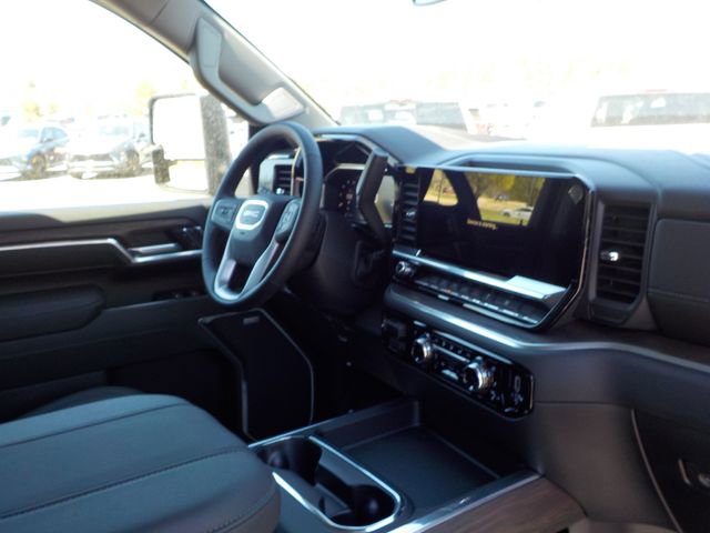 New 2026 GMC Sierra 2500 SLT w/ SLT Premium Package AWD/4WD image 32