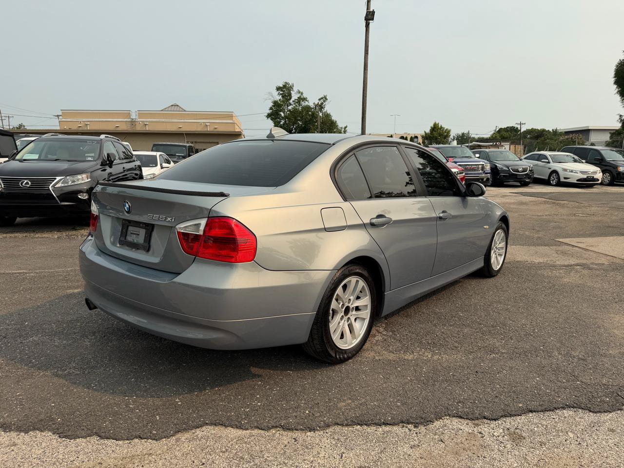 Used 2007 BMW 328xi Sedan AWD/4WD image 4