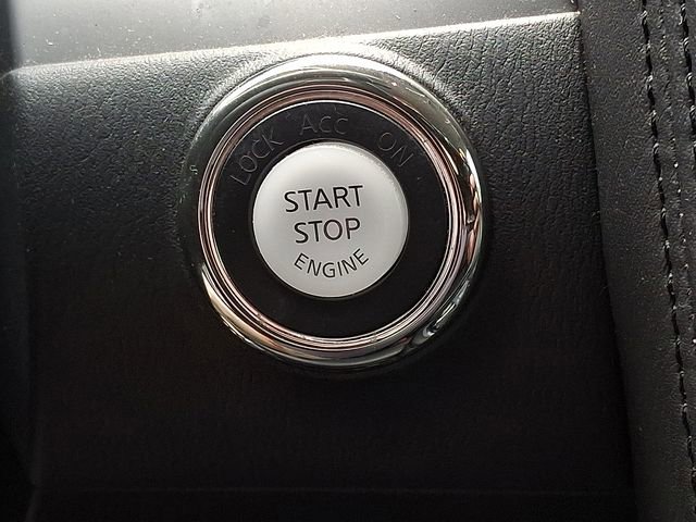 Used 2021 Nissan Armada SV w/ SV Appearance Package RWD image 20