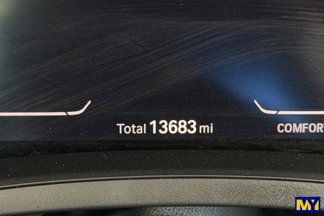 Used 2022 BMW M440i Convertible w/ Premium Package RWD image 34