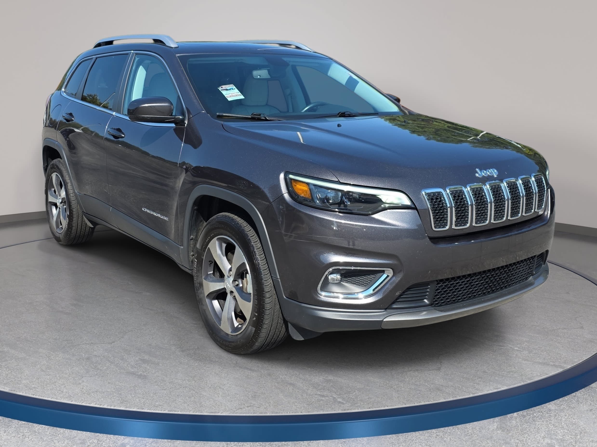 Used 2020 Jeep Cherokee Limited AWD/4WD image 3