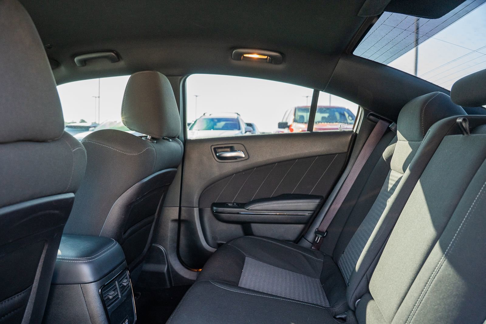 Used 2022 Dodge Charger R/T w/ Blacktop Package image 26