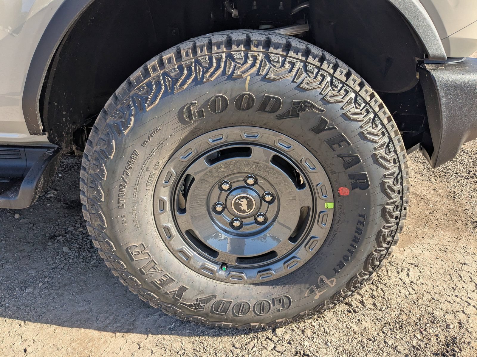 New 2025 Ford Bronco Outer Banks w/ Sasquatch Package AWD/4WD image 11