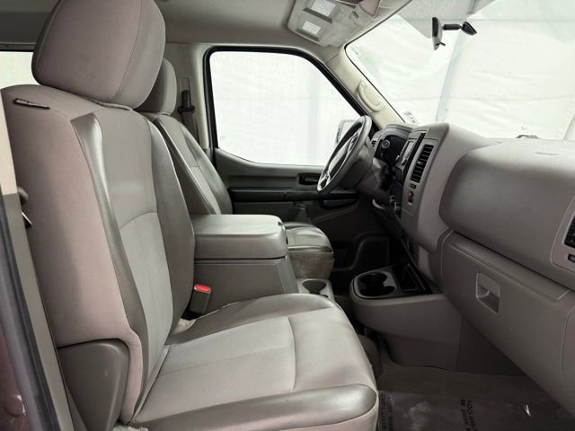 Used 2018 Nissan NV 3500 SV w/ Navigation Package image 16