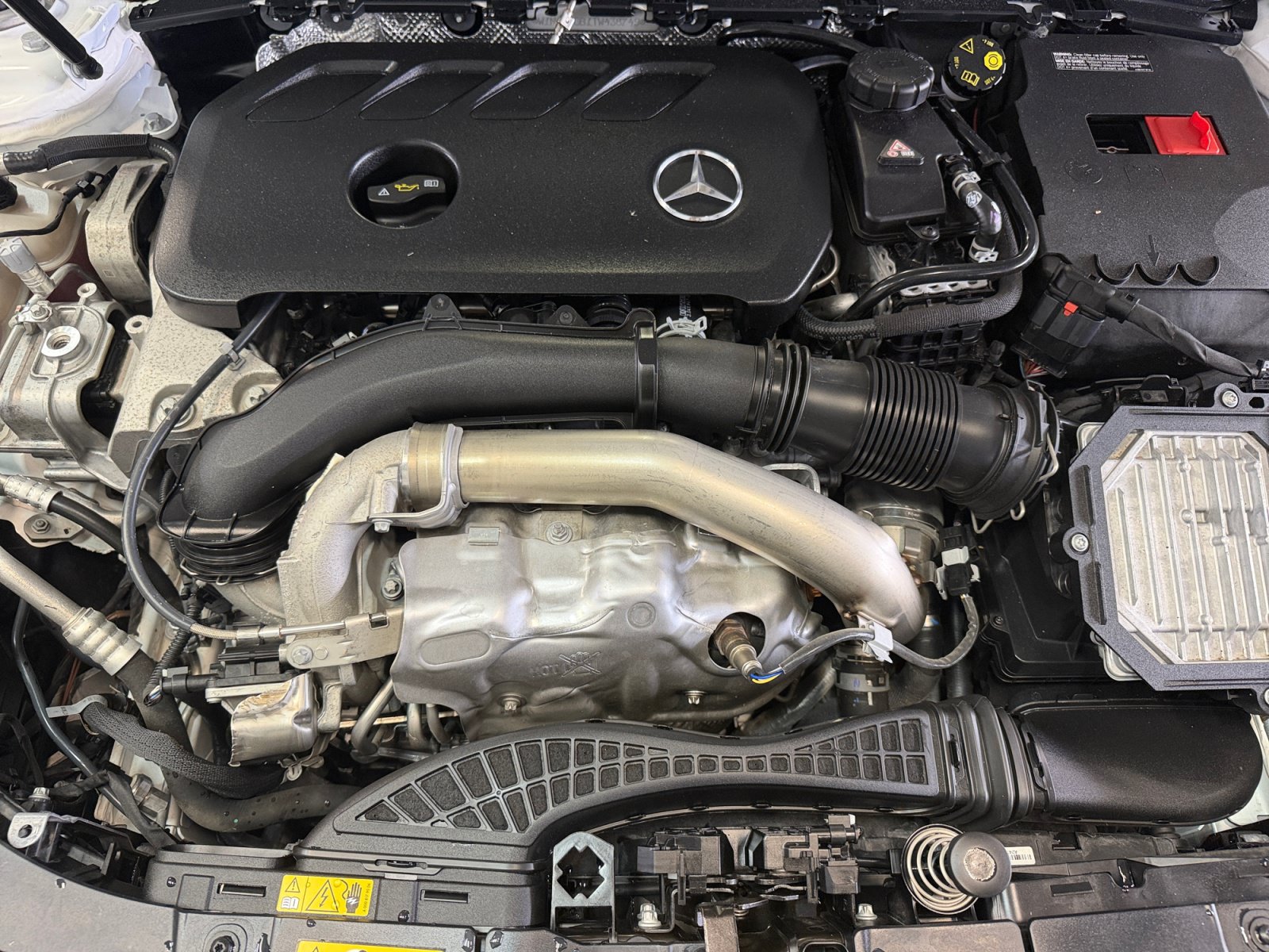 Used 2026 Mercedes-Benz GLB 250 image 20