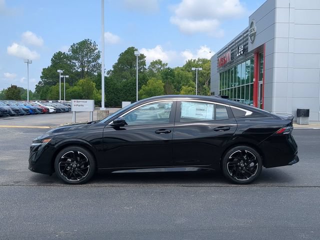 New 2026 Nissan Sentra SR w/ Floor Mat Package FWD image 6