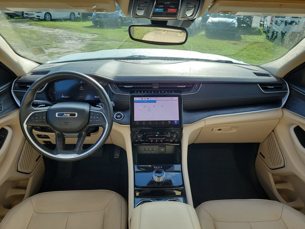 Used 2022 Jeep Grand Cherokee Limited RWD image 14